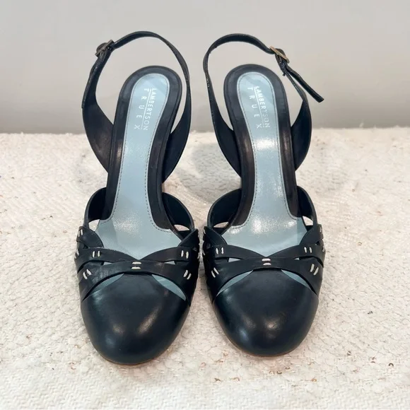 Trendy Black Leather Heels by Truex - Picture 2 of 7